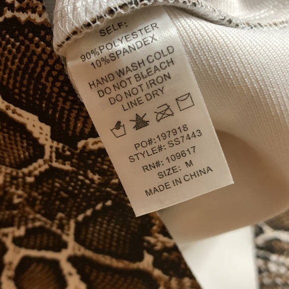 Womens Snake Print Mini Skirt, Brand: Shinestar, Size: M - Picture 7 of 7